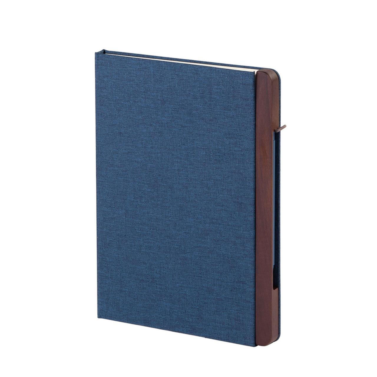 Блокнот Wood с ручкой в ореховом магнитном пенале